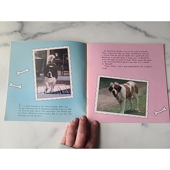 Beethoven's 2nd: Puppy Love Paperback Picture Book Dogs - Picture 3 of 10